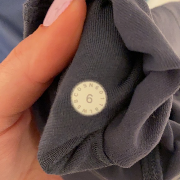 Lululemon leggings, blue, size 6 - Picture 4 of 4